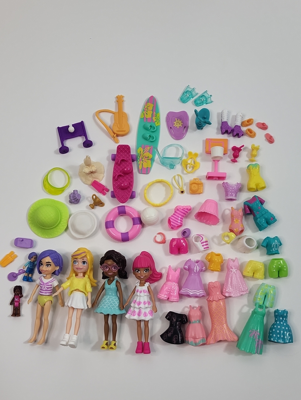 Polly Pocket Playset Bundle with Accessories